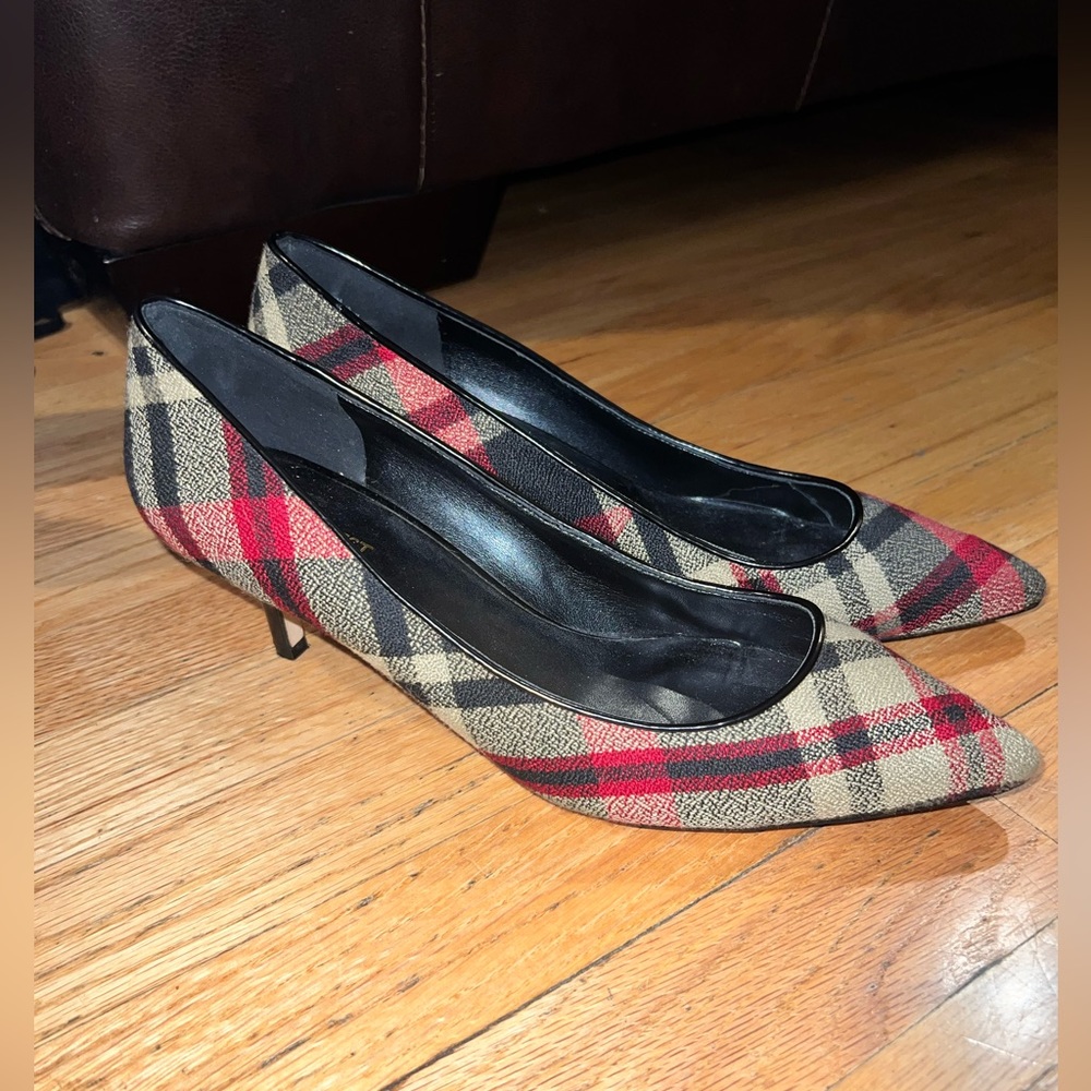 Nine West Kitten Heel